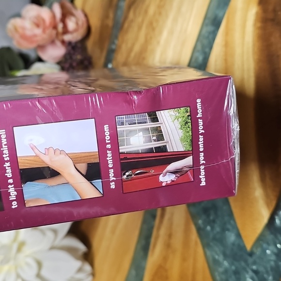 The Clapper Plus With Remote Control - Picture 4 of 5